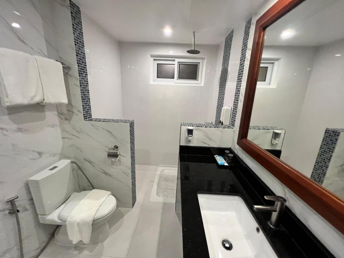 Aira Boracay Hotel